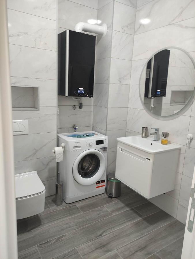 Apartman Waldy Ösek Dış mekan fotoğraf
